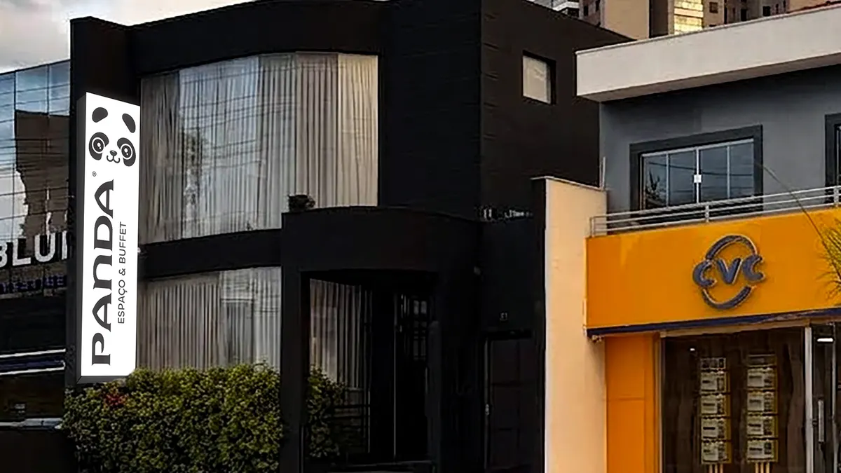 Fachada do Espaço Panda na Av. Paulo VI